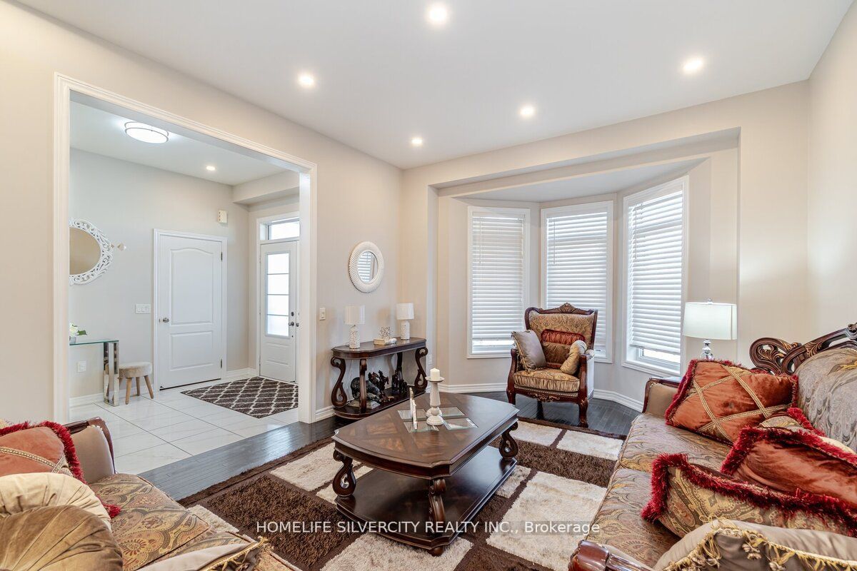 48 Leparc Rd
