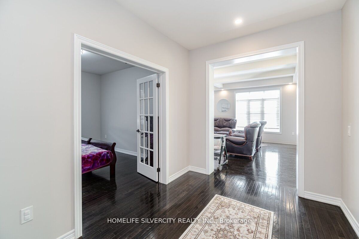 48 Leparc Rd