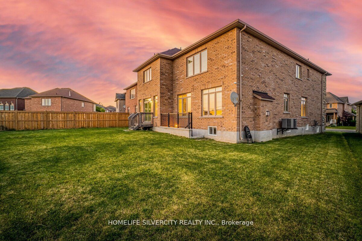 48 Leparc Rd