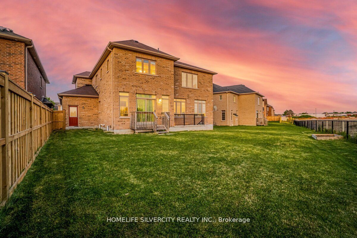 48 Leparc Rd