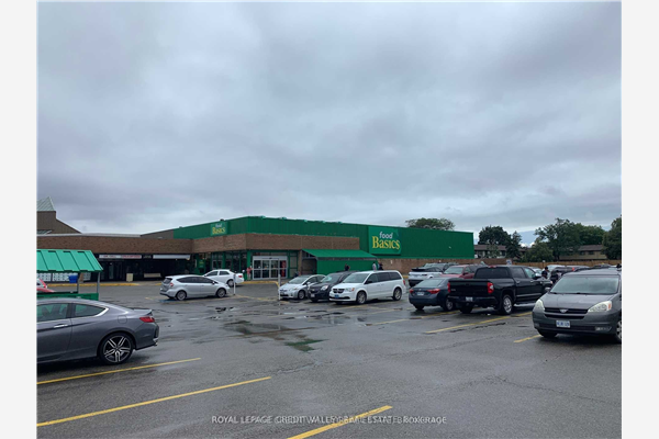 227 Vodden St E, Brampton