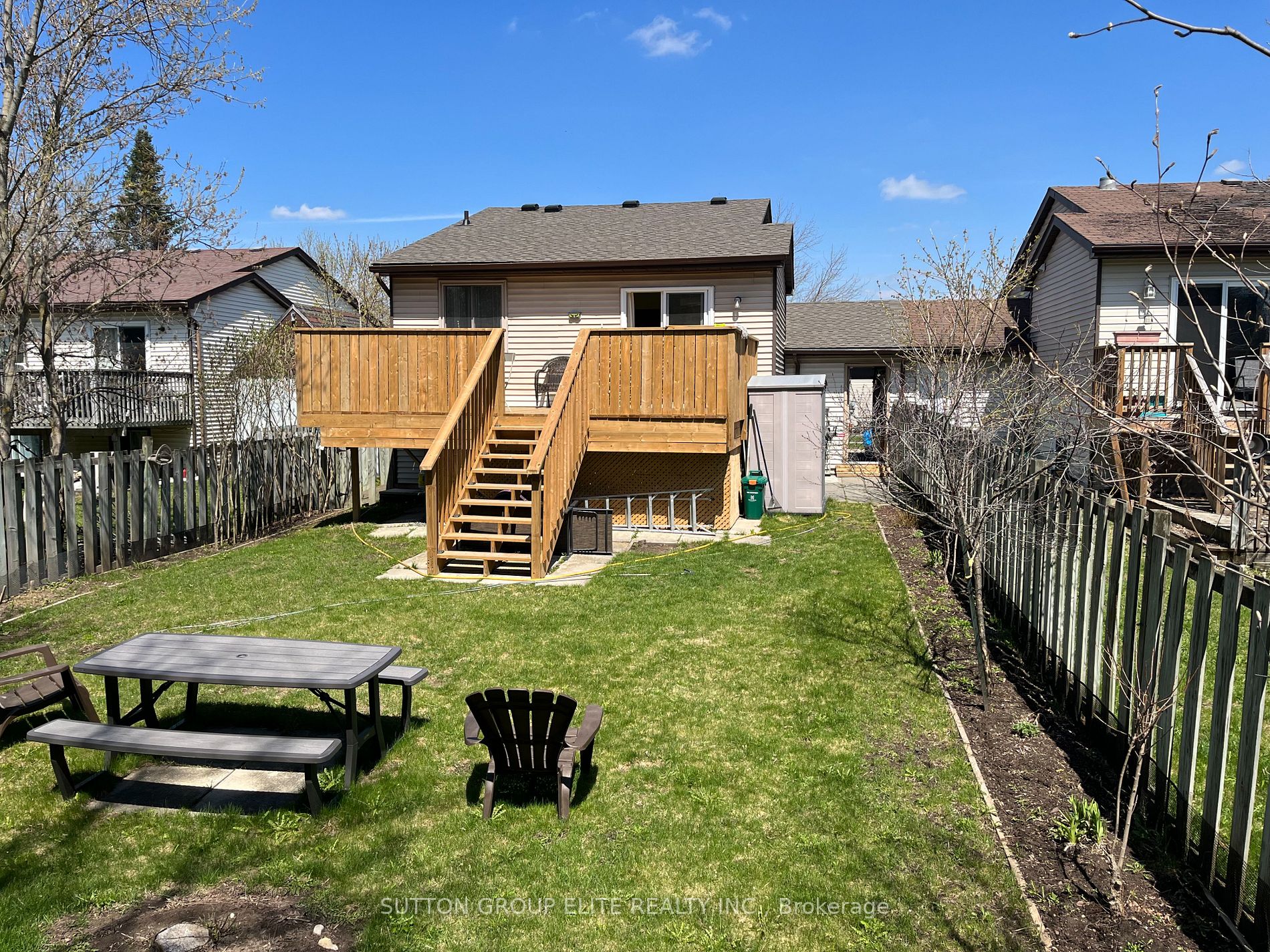 14 Quarry Dr