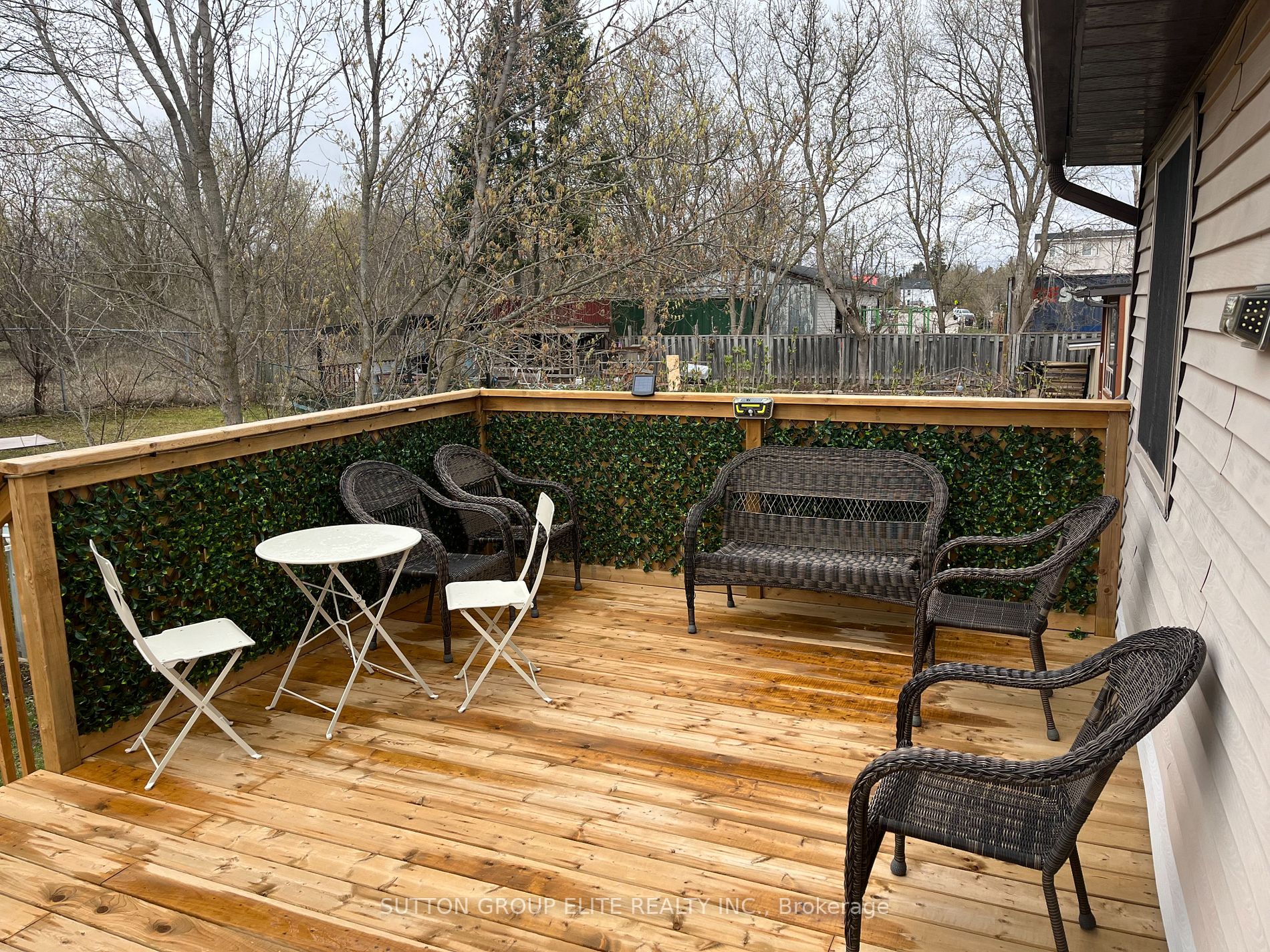 14 Quarry Dr
