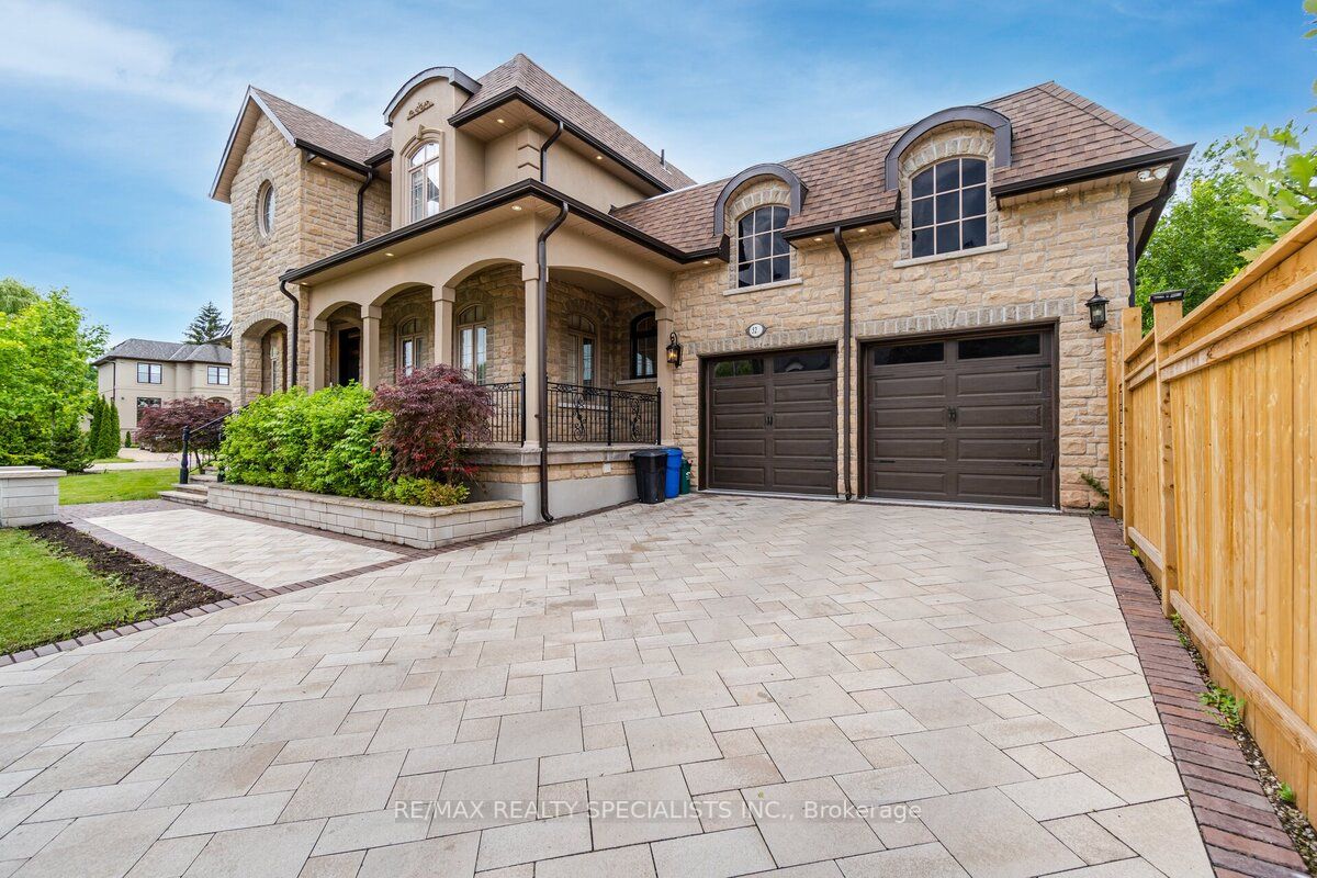 523 BROOKSIDE Drive