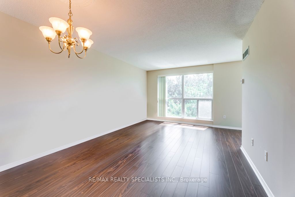 2177 Burnhamthorpe Rd W, #402
