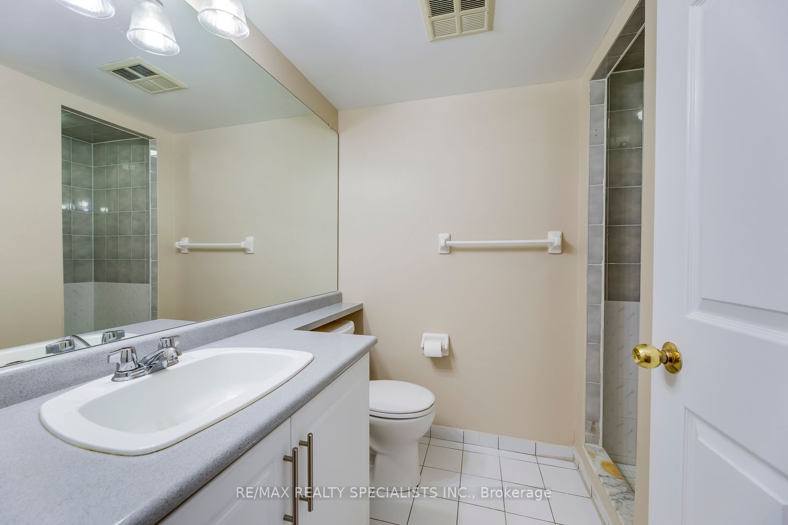 2177 Burnhamthorpe Rd W, #402