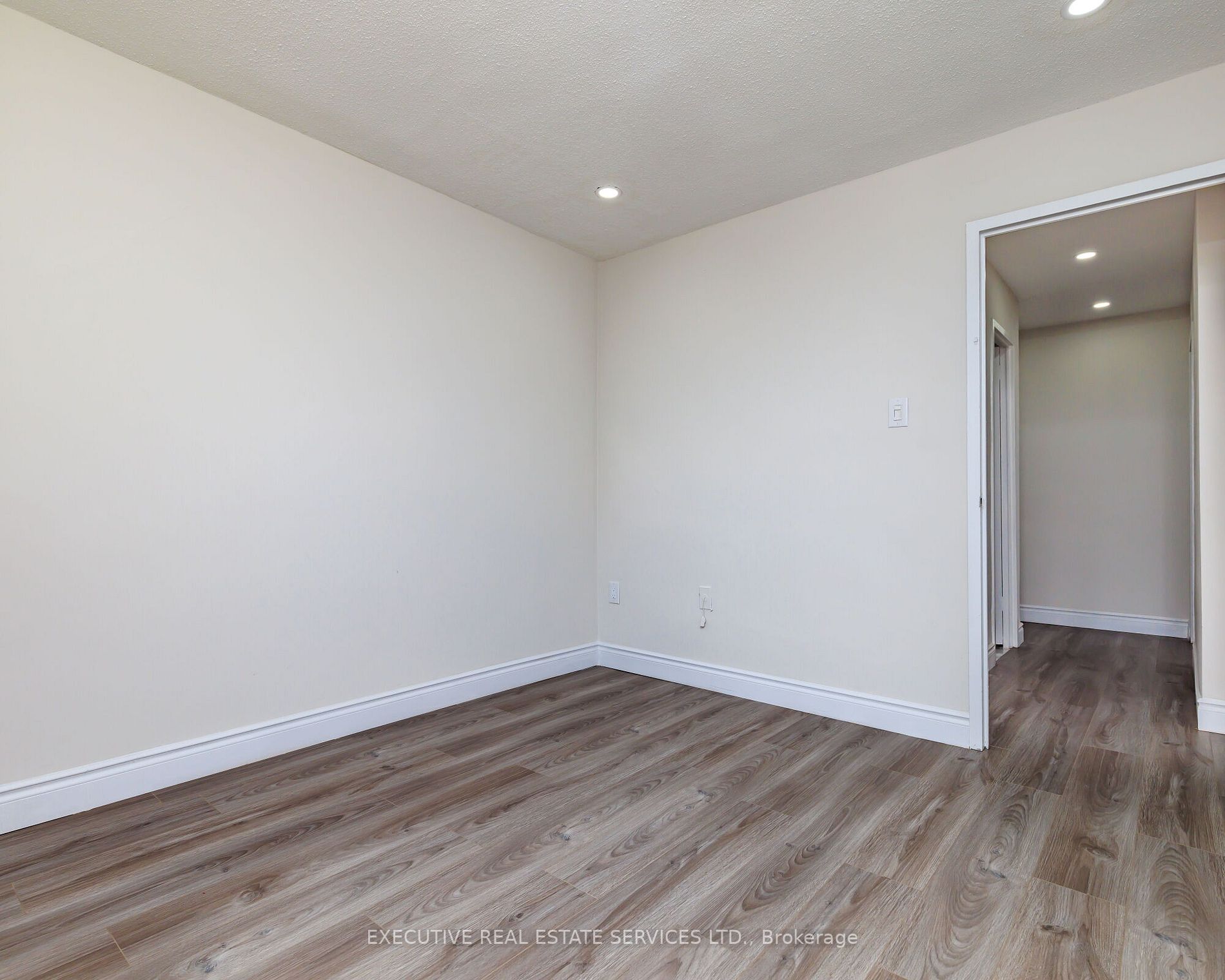 60 Stevenson Rd, ##1601