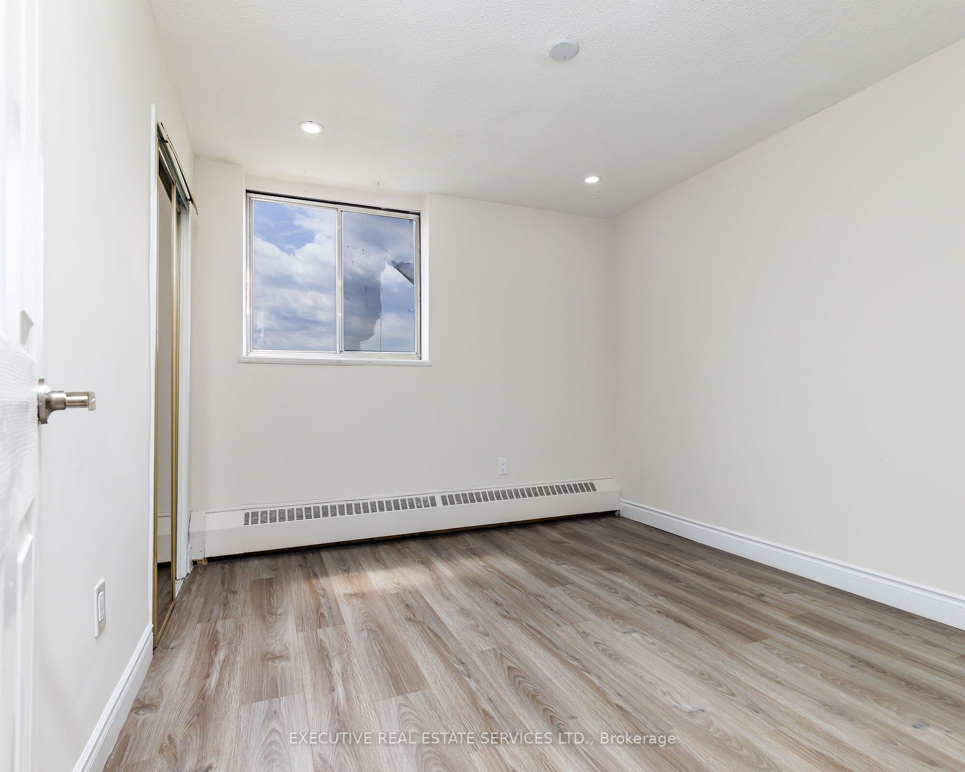 60 Stevenson Rd, ##1601