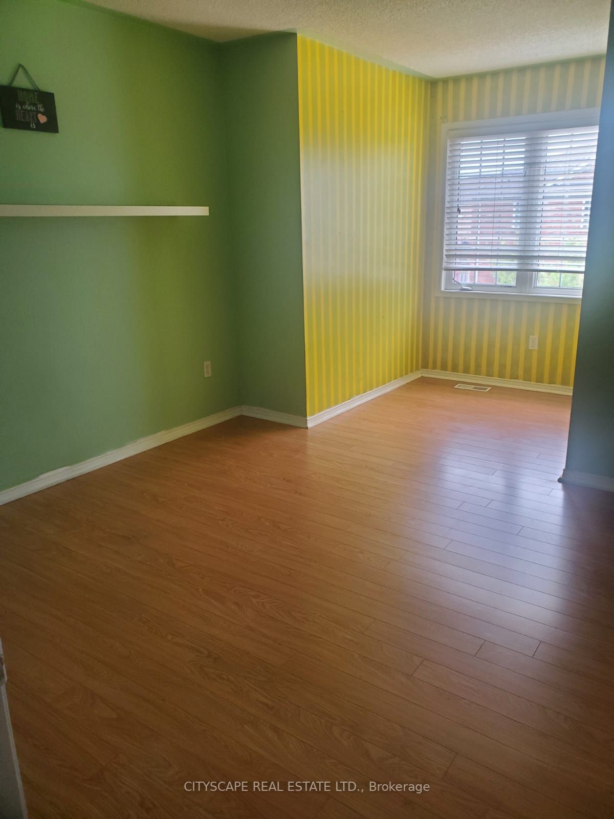 34 Dunure Cres