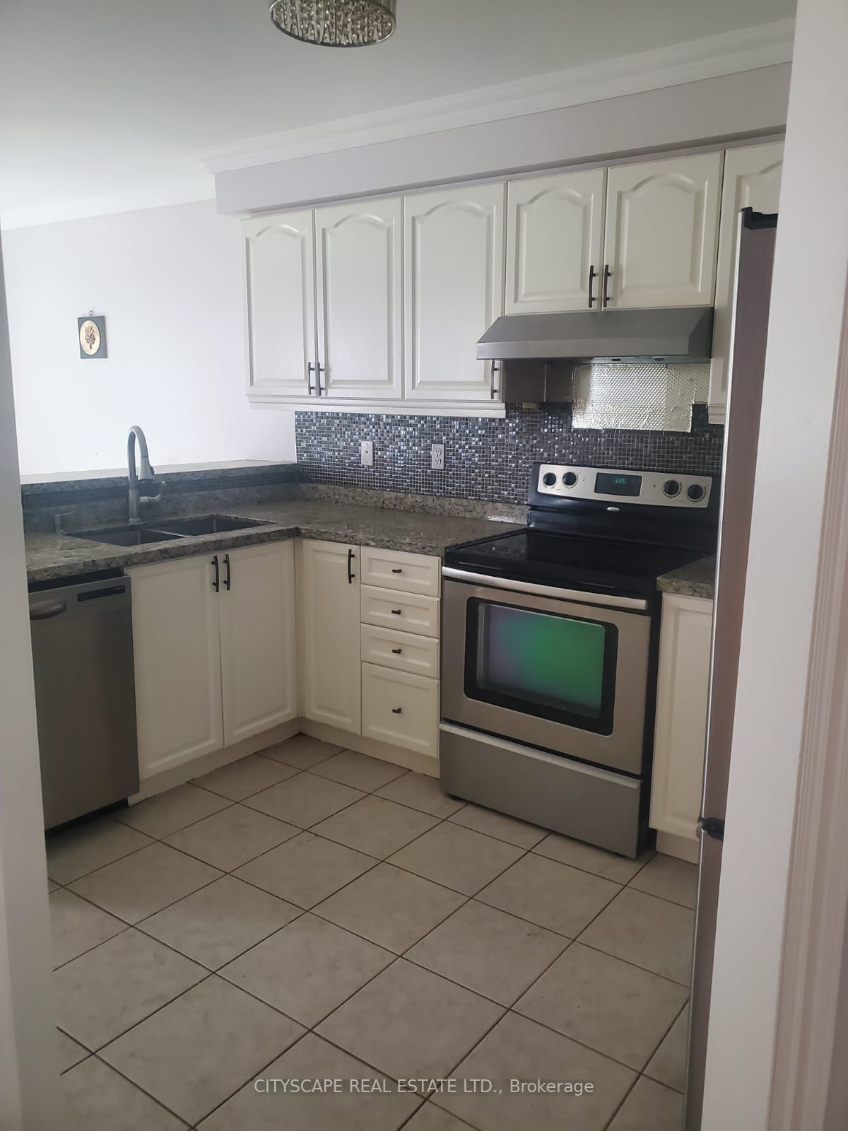 34 Dunure Cres