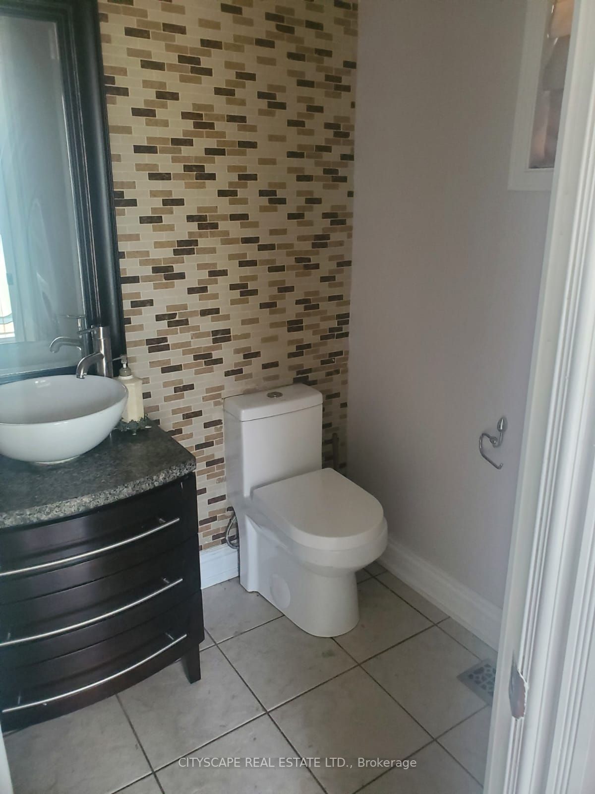 34 Dunure Cres