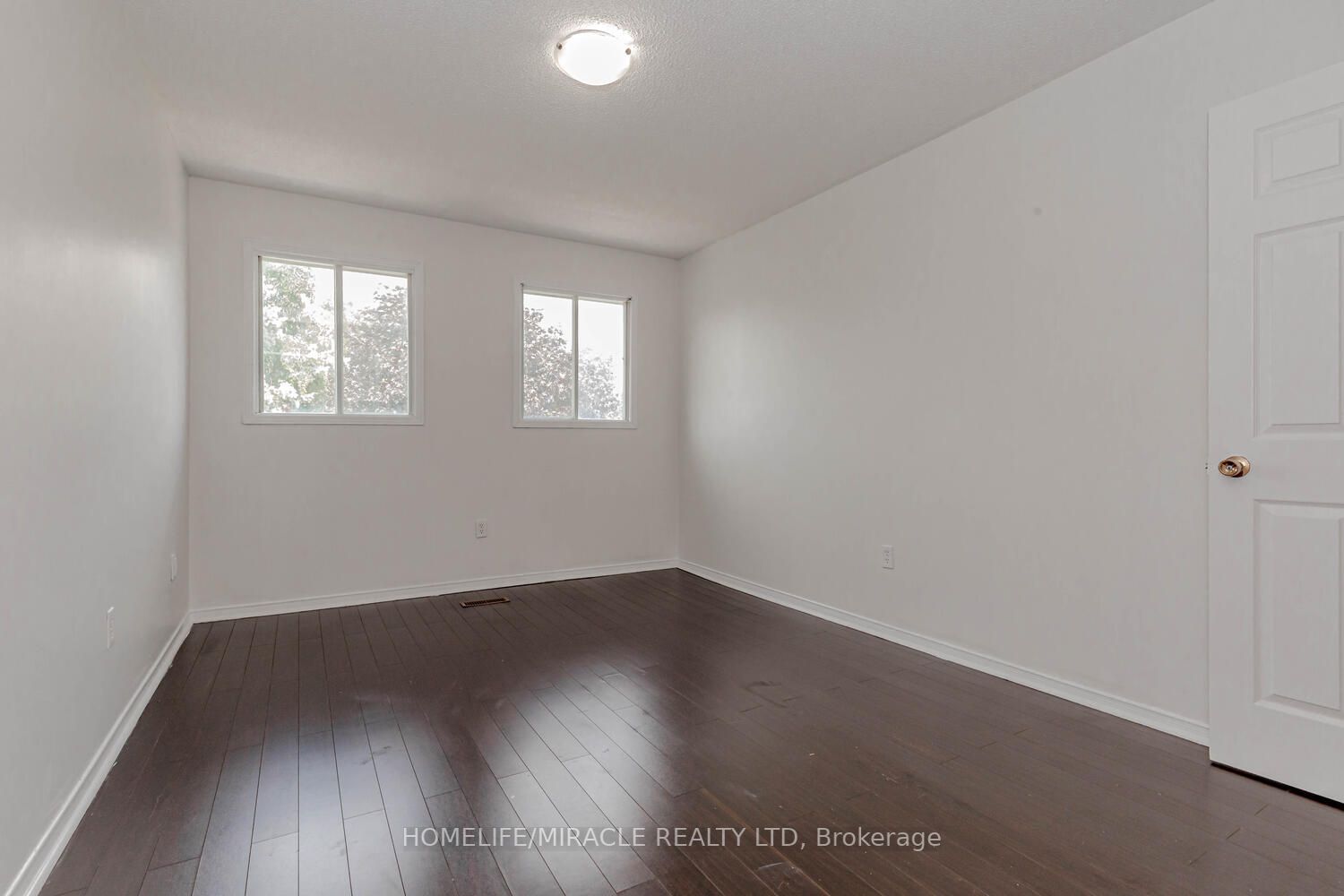 44 Leatherhead Court, #Upper