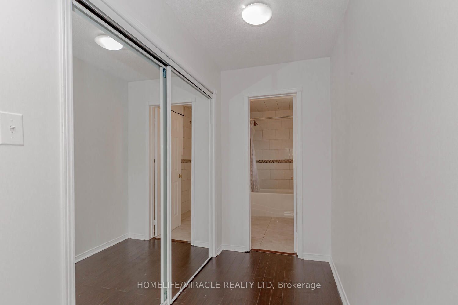 44 Leatherhead Court, #Upper