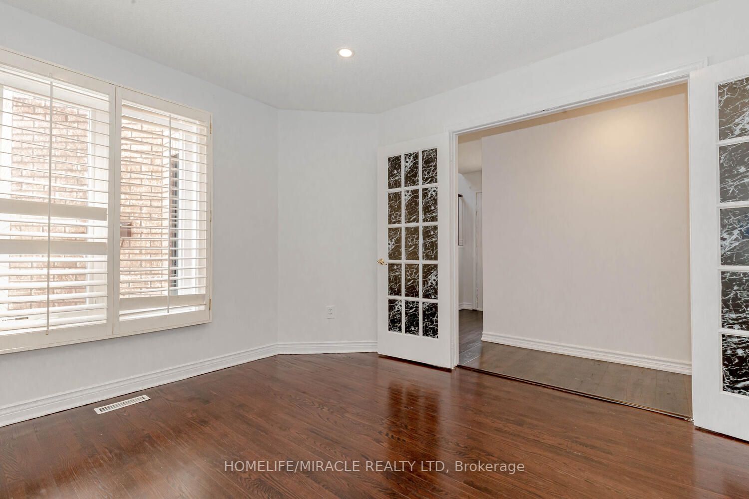 44 Leatherhead Court, #Upper