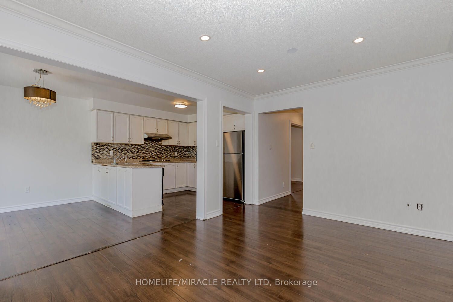 44 Leatherhead Court, #Upper