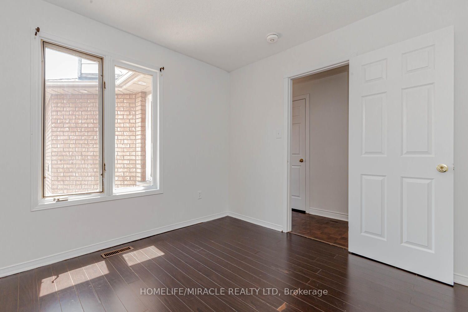 44 Leatherhead Court, #Upper