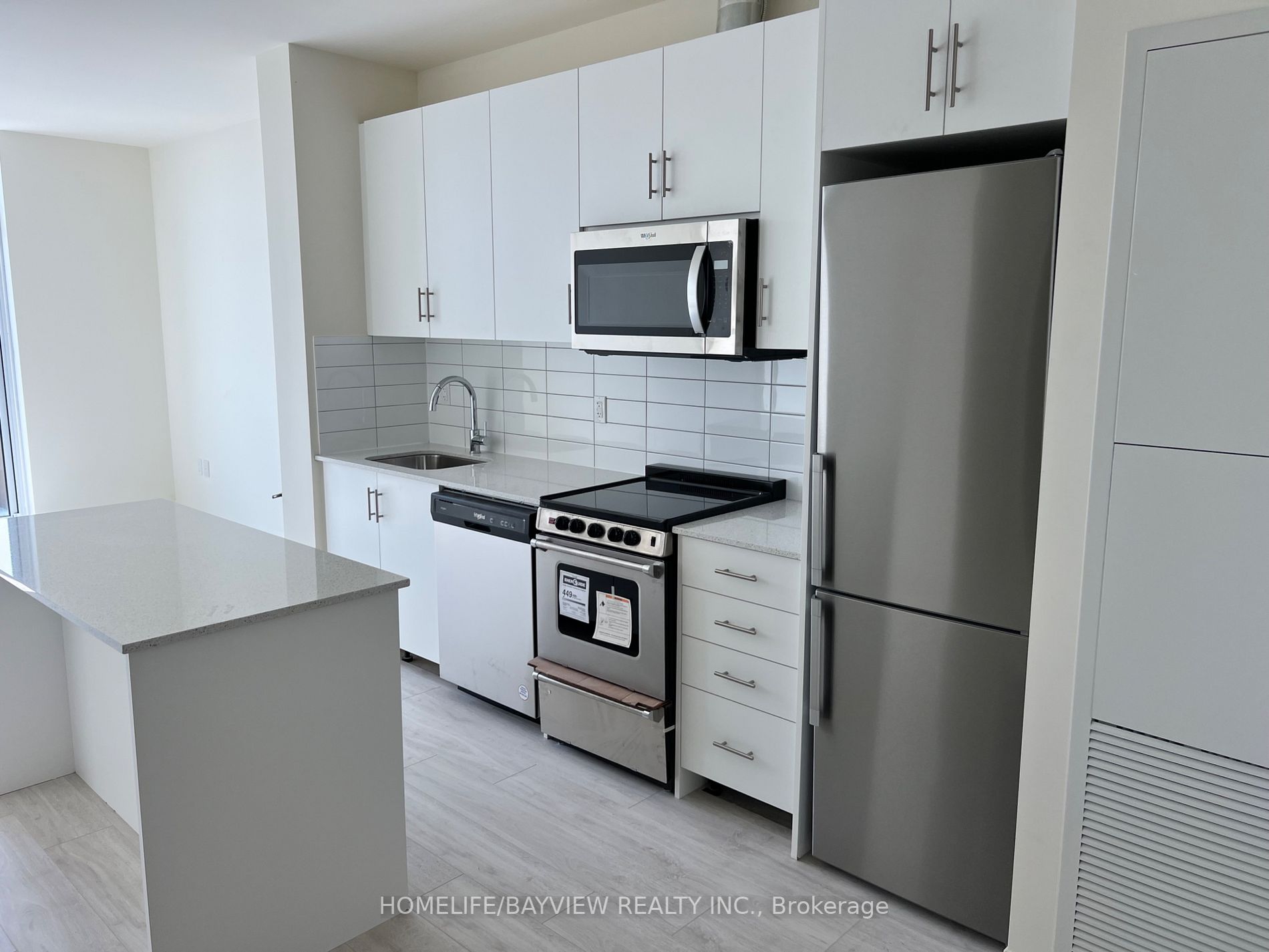 509 Dundas St W, #201