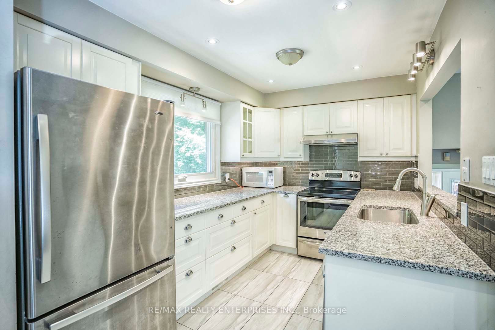 224 Pinetree Way