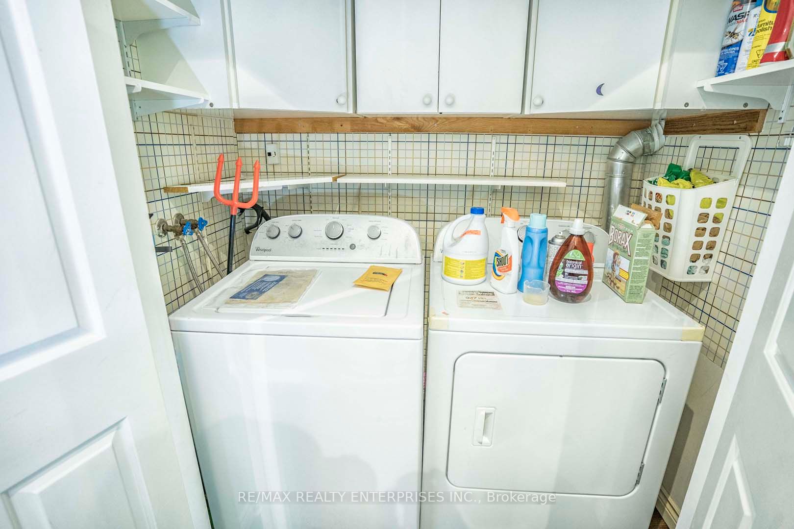 224 Pinetree Way