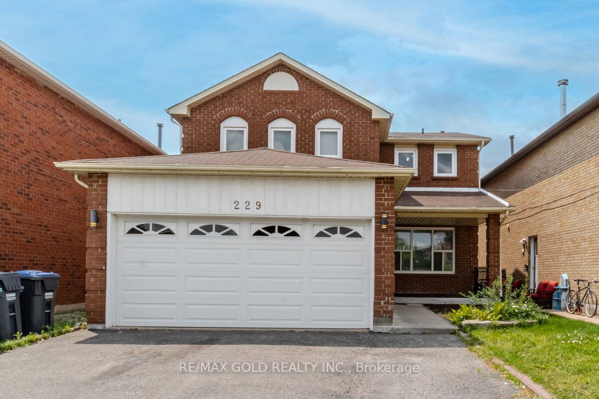 229 Vodden Street W