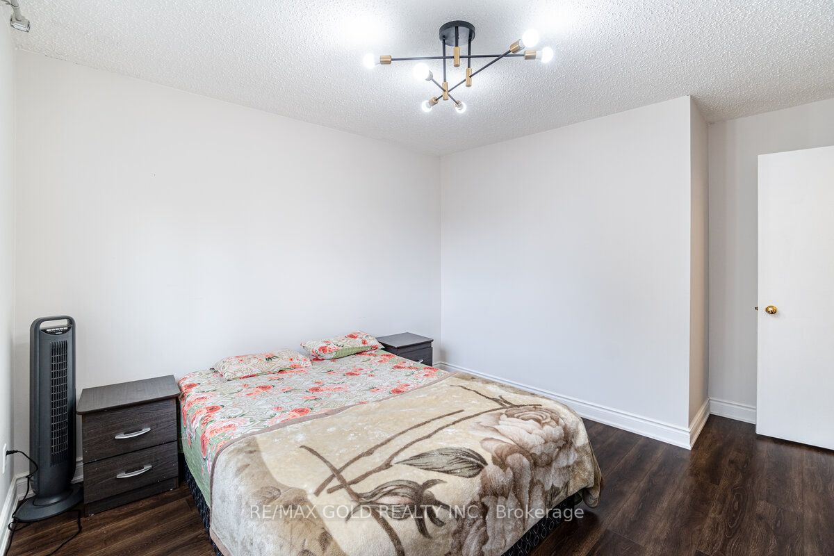 229 Vodden Street W