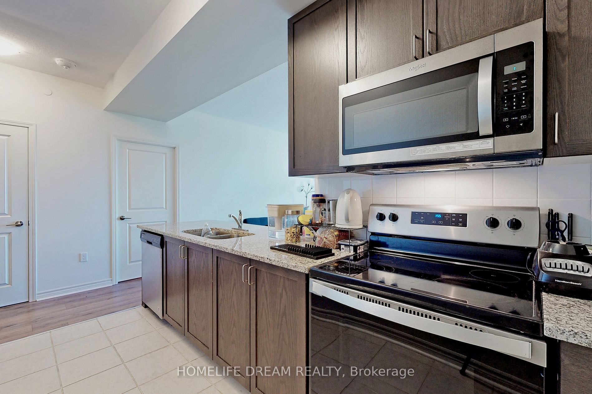 349 Rathburn Rd W, #1519