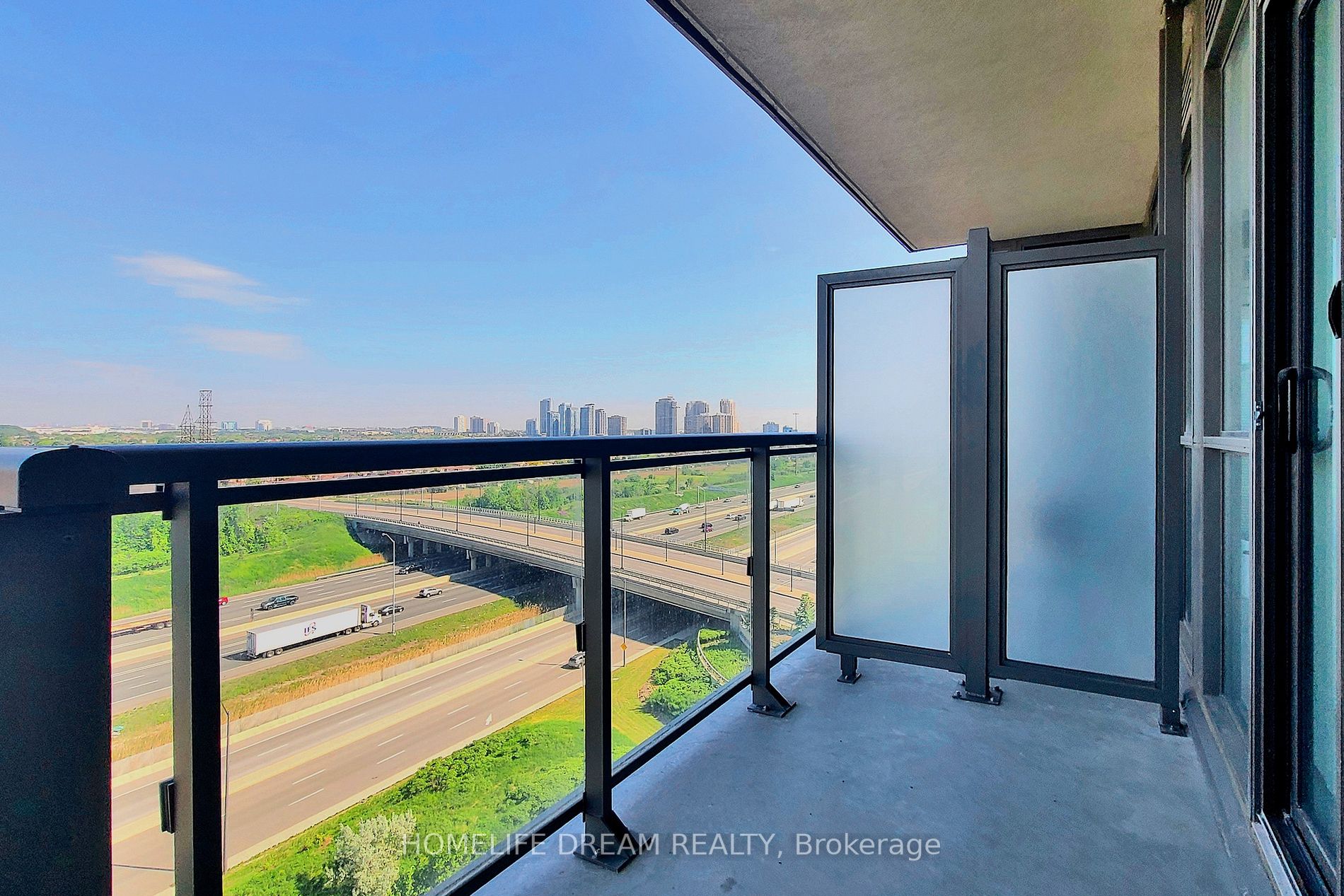 349 Rathburn Rd W, #1519