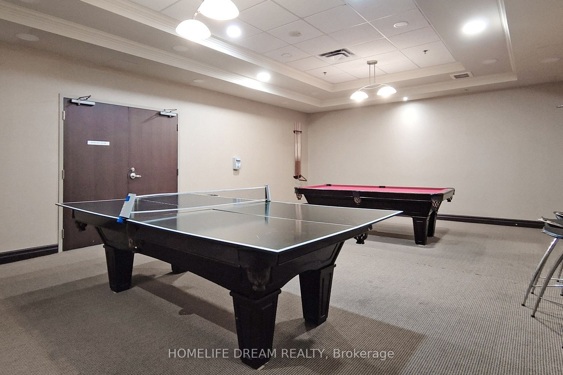 349 Rathburn Rd W, #1519
