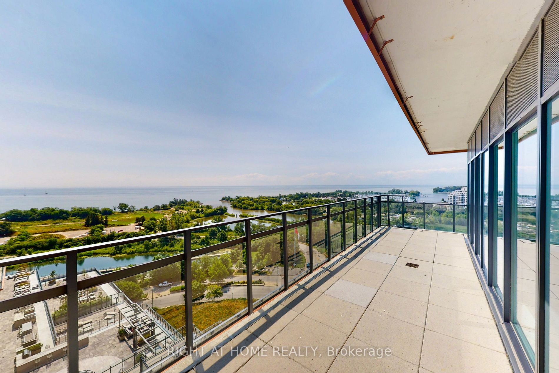 30 Shore Breeze Dr, #1318