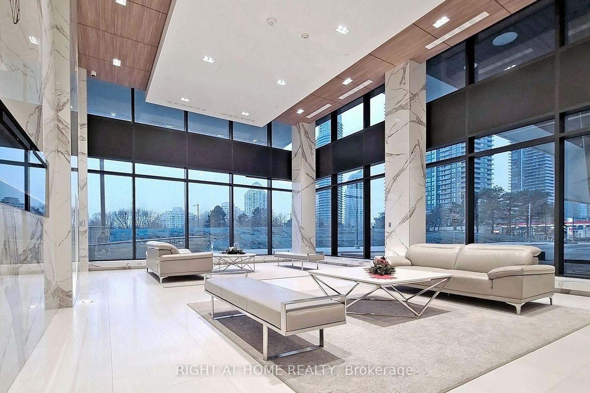 30 Shore Breeze Dr, #1318