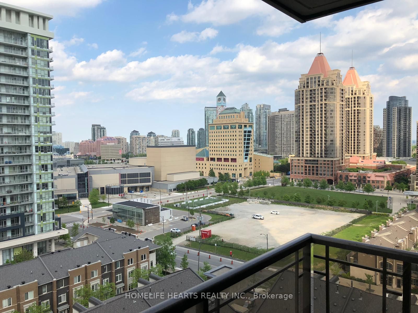 385 Prince Of Wales Dr, #1104