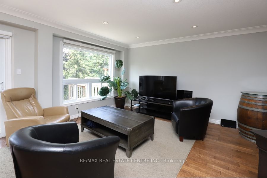 130 Robert Street, #26