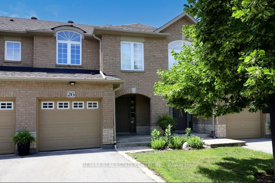130 Robert Street, #26