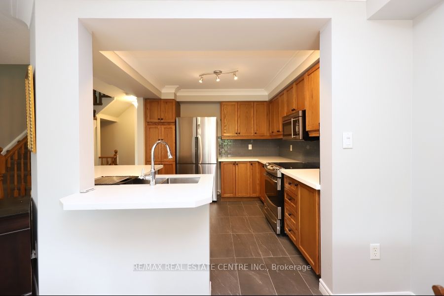 130 Robert Street, #26