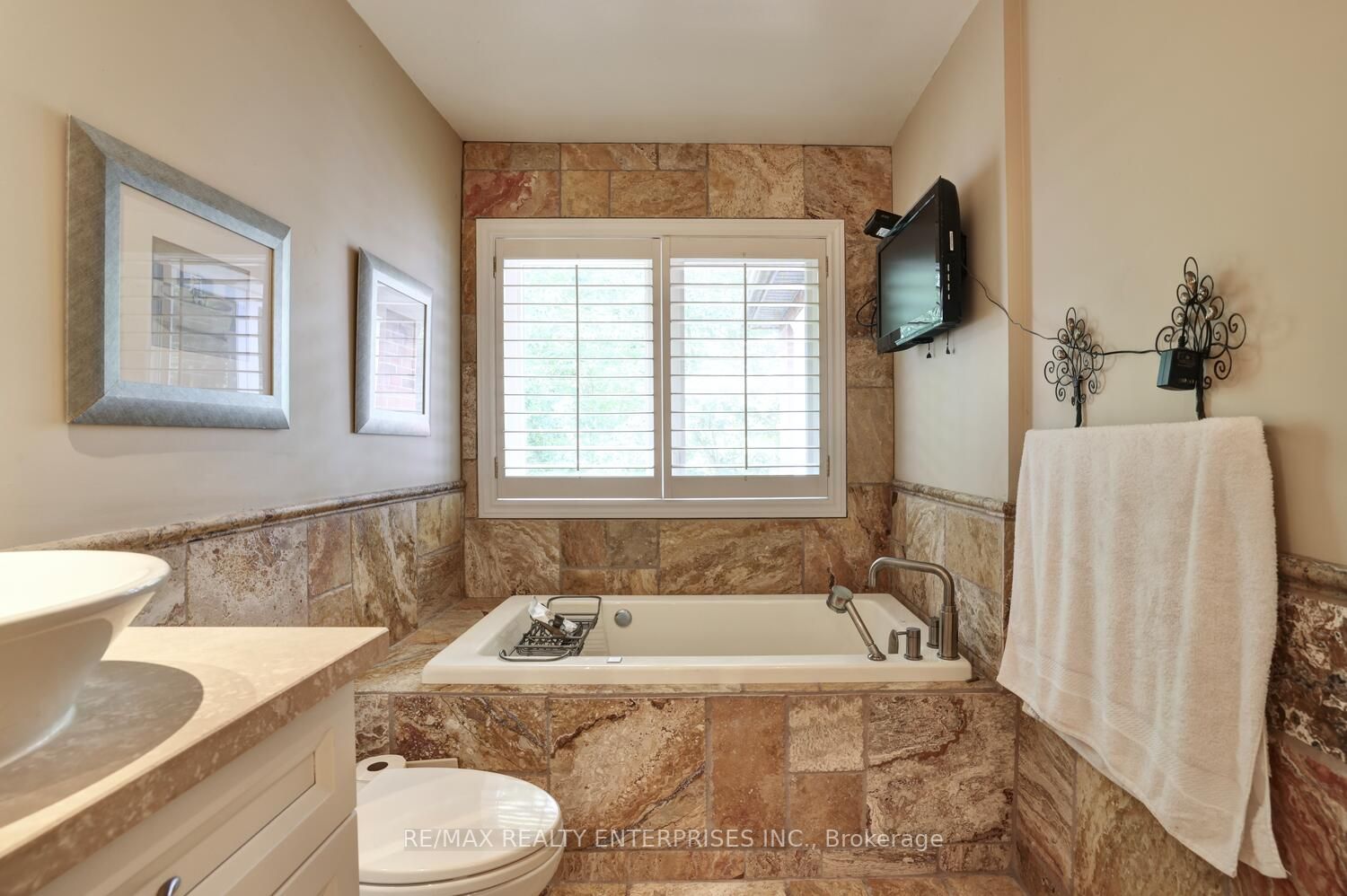 928 Queen St W, #41C