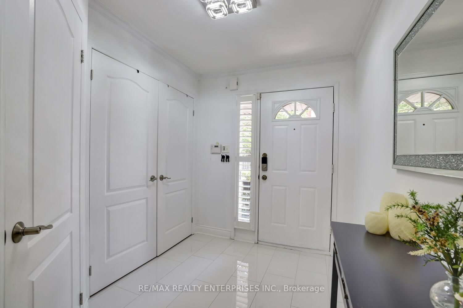 928 Queen St W, #41C