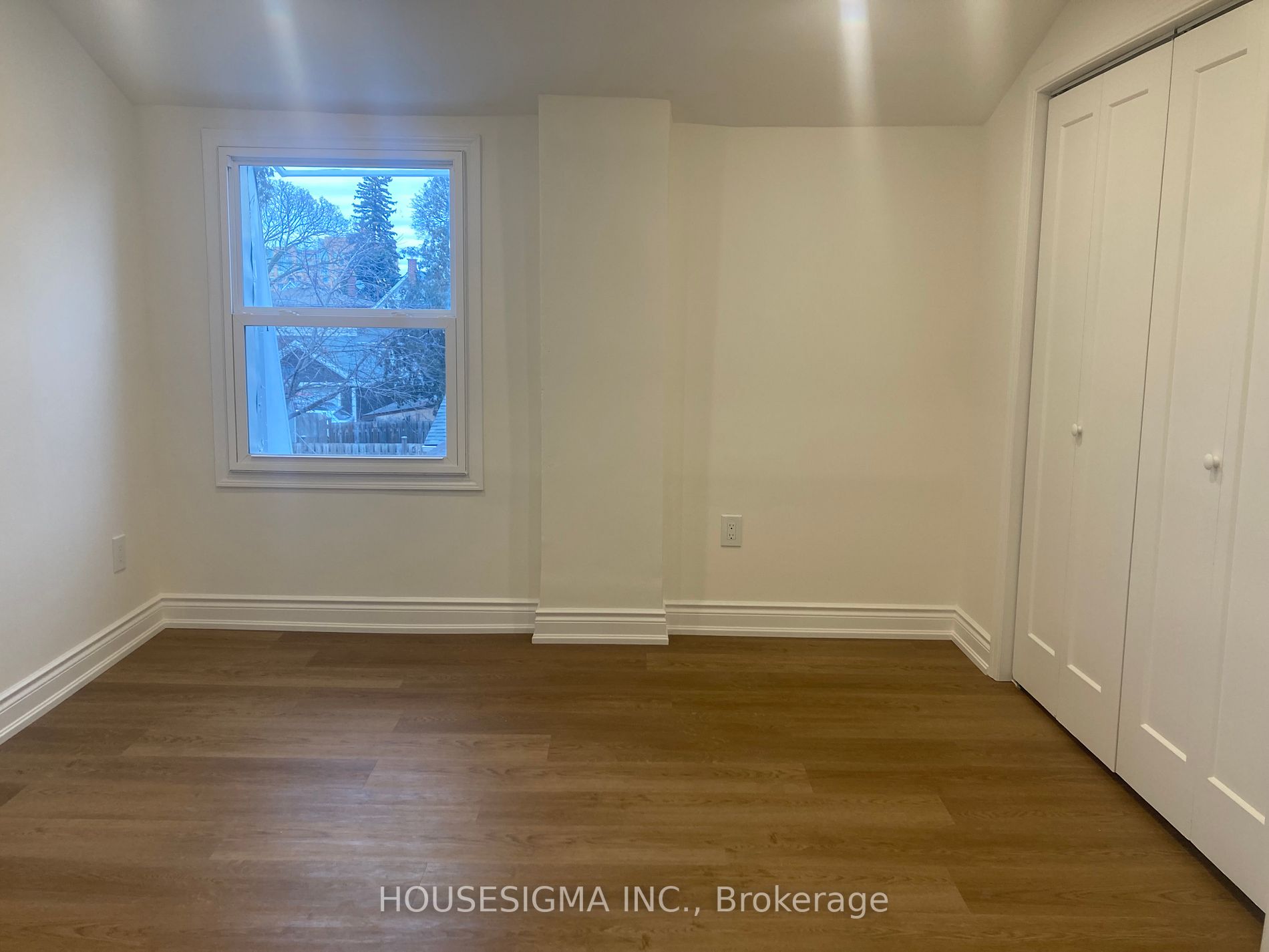 54 Mccormack St