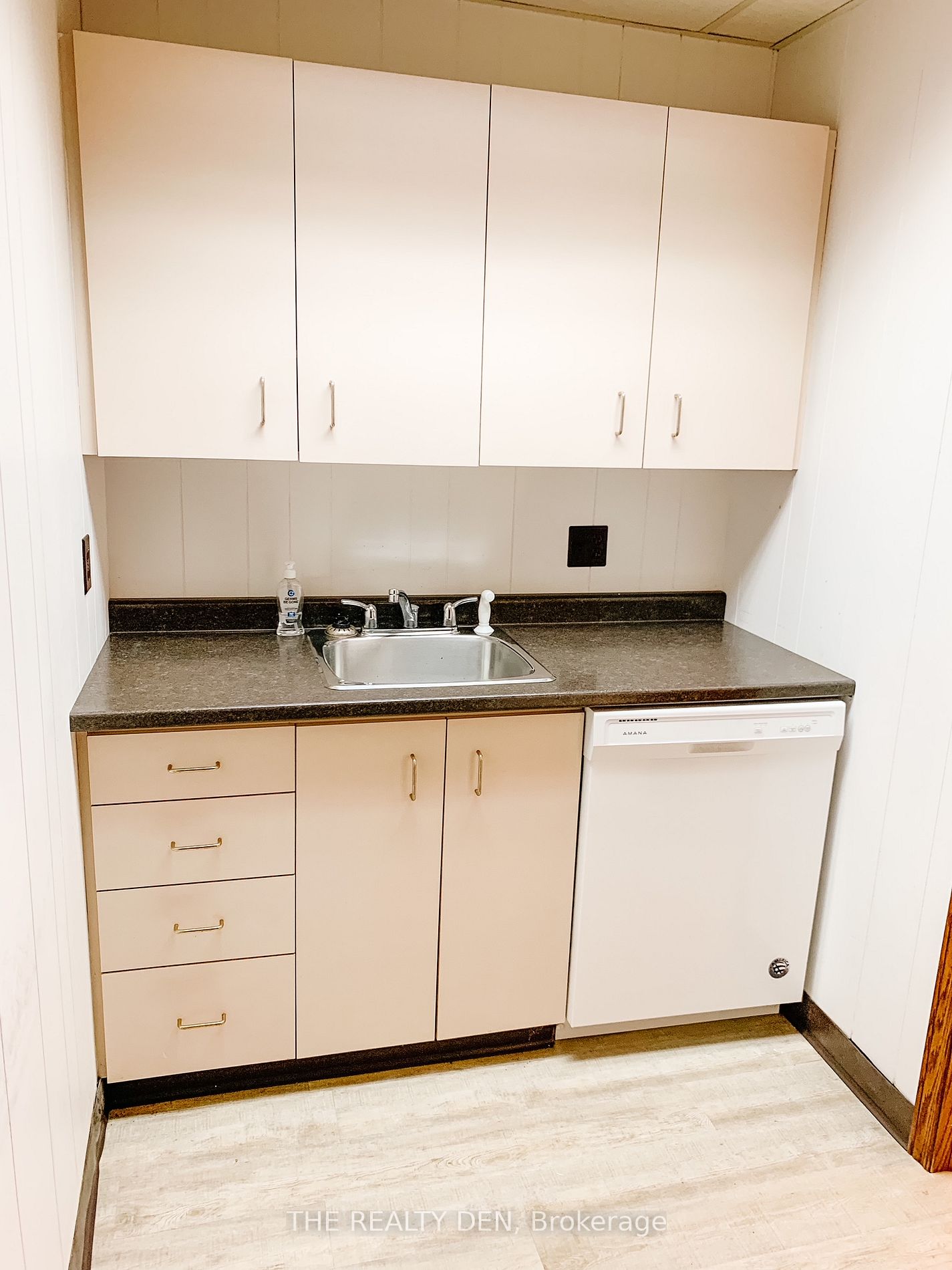 Listing W6670468 - Large Photo # 12