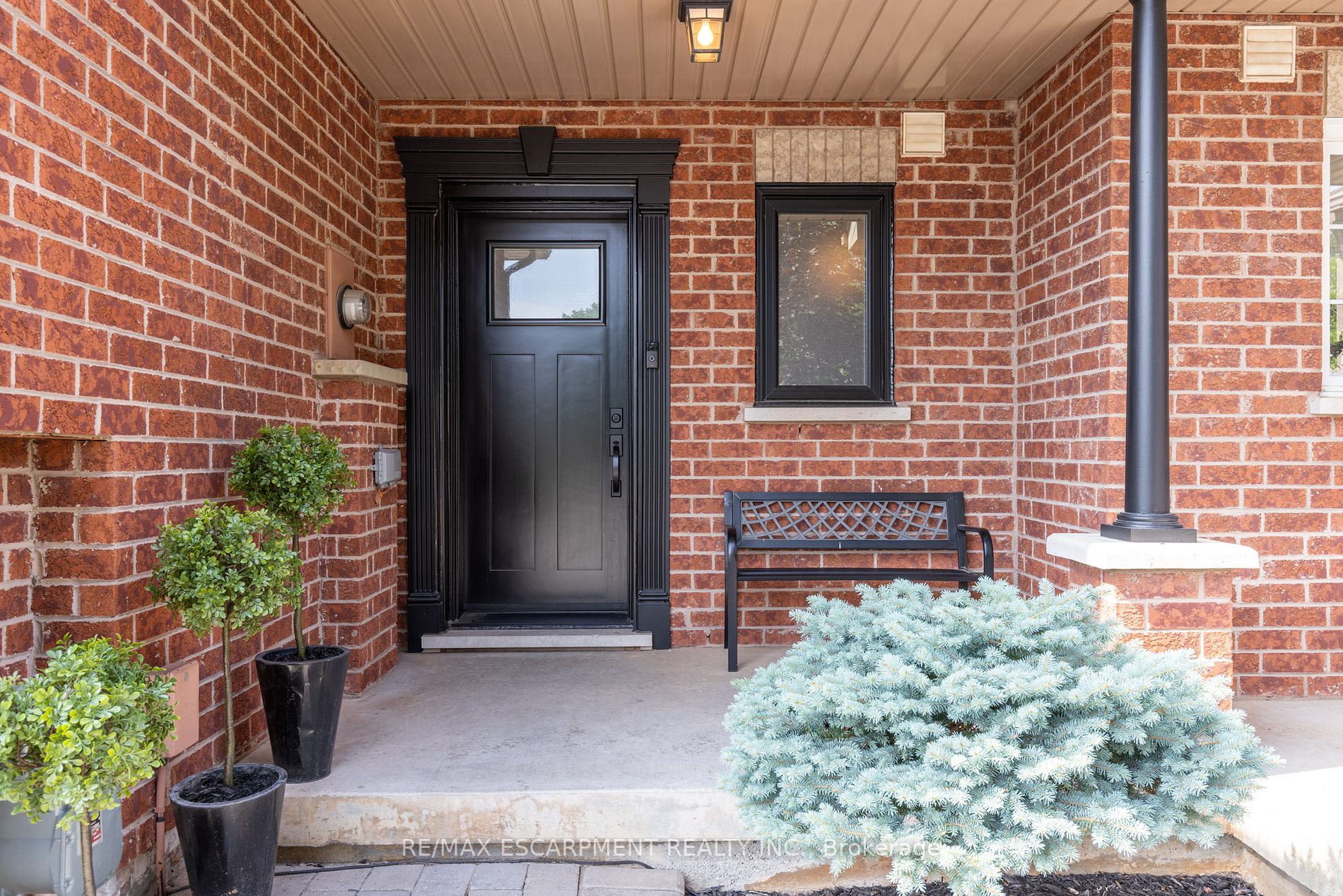 Listing W6670624 - Large Photo # 2