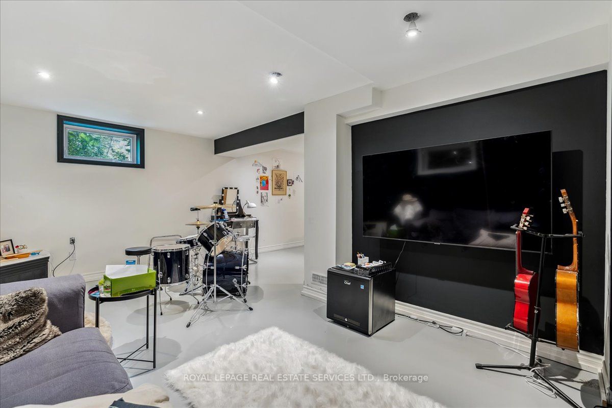 Listing W6670706 - Large Photo # 24