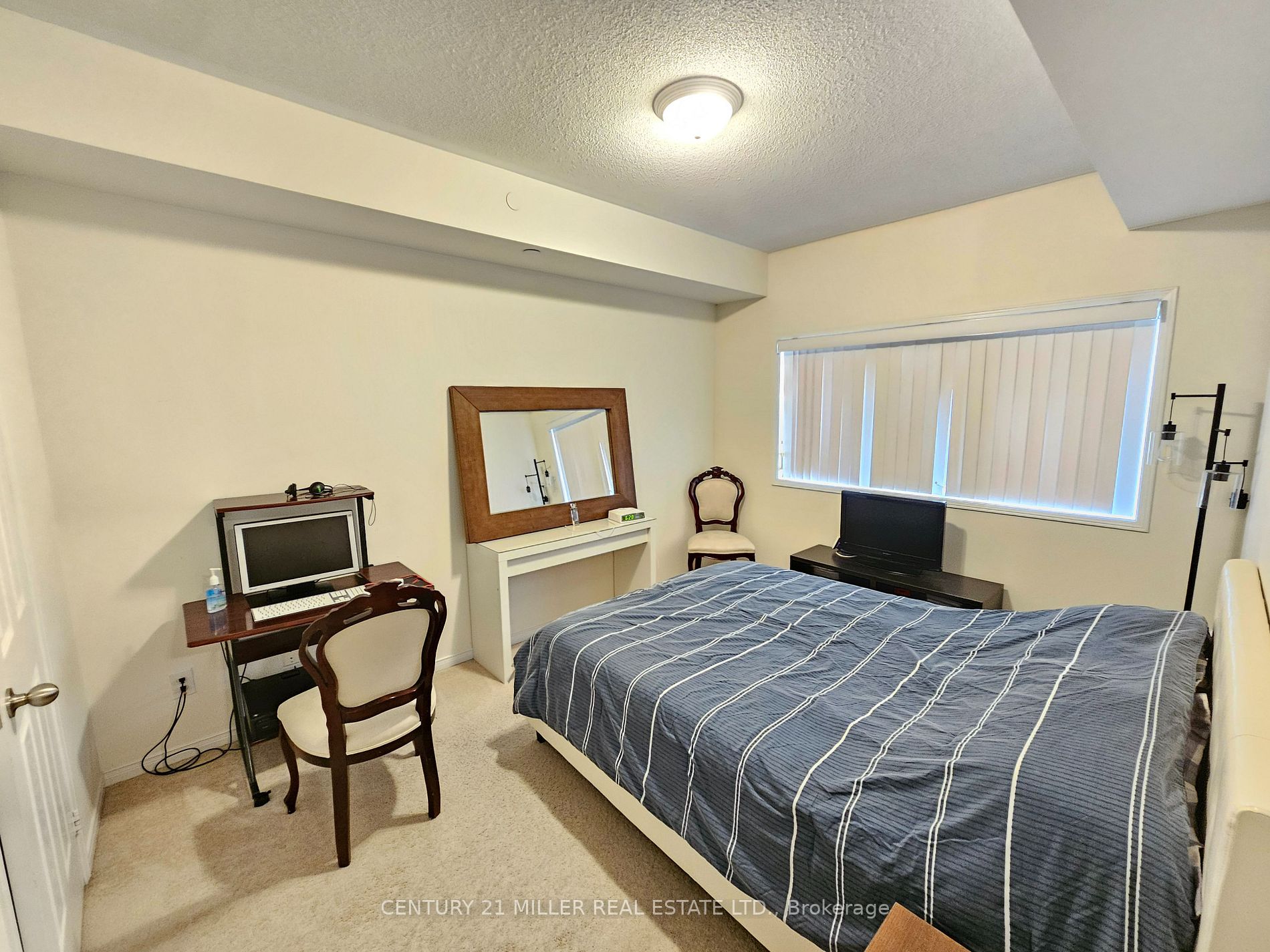 5150 Winston Churchill Boulevard, #202