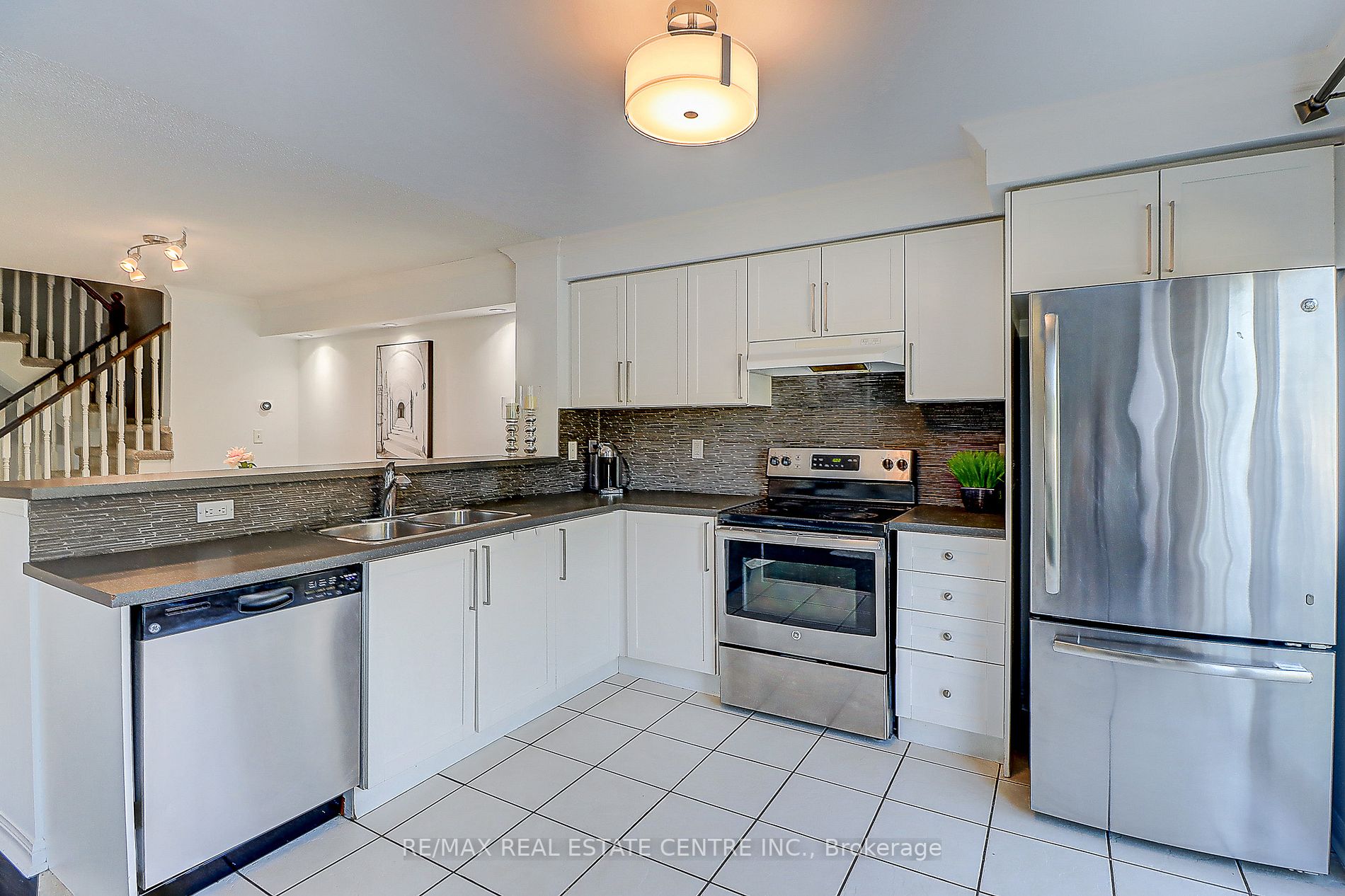 2159 Baronwood Dr