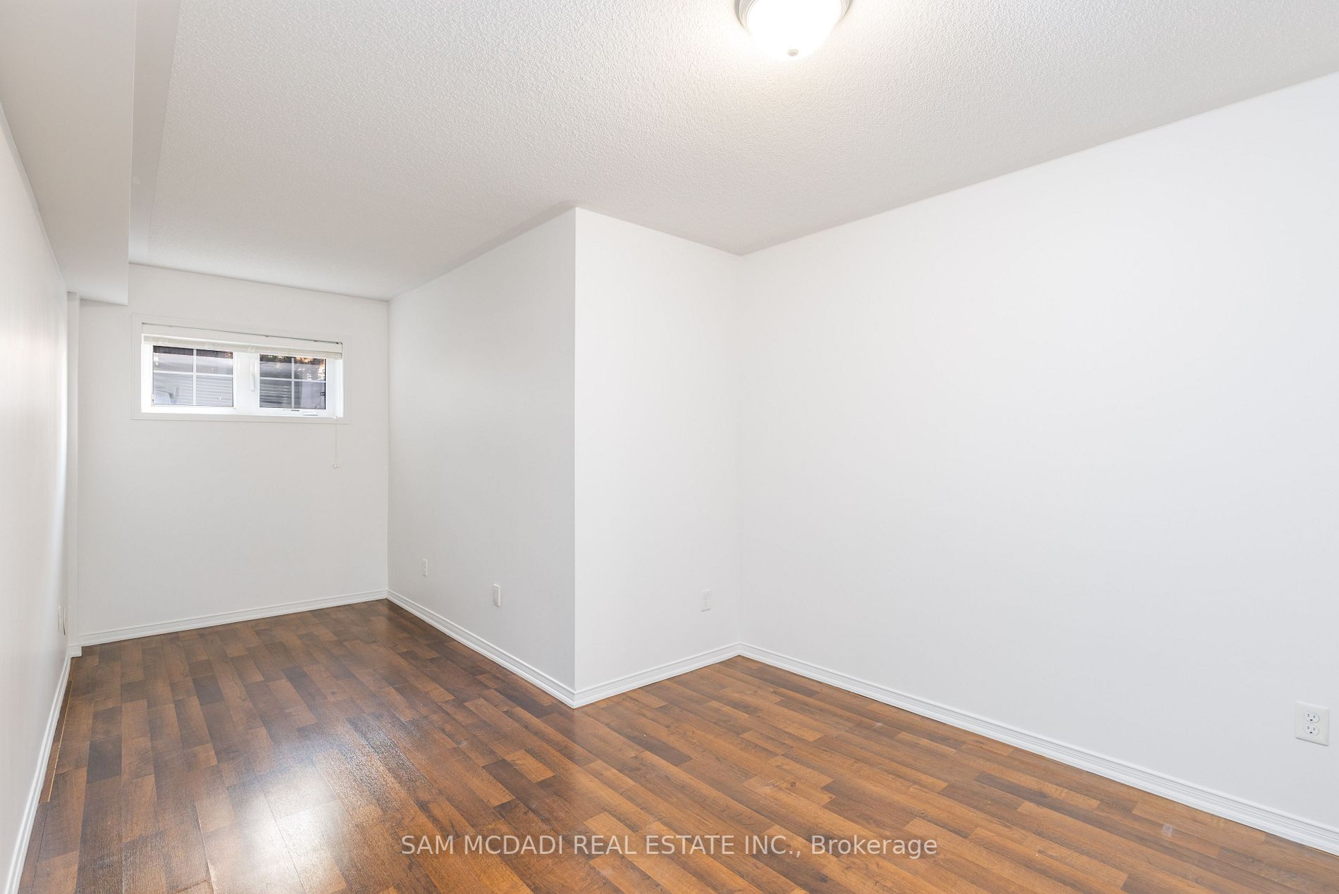 Listing W6672800 - Large Photo # 14