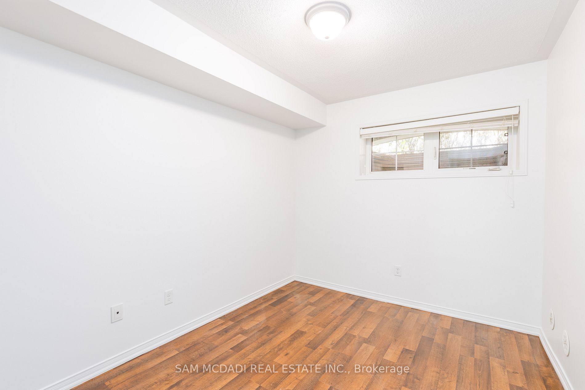 Listing W6672800 - Large Photo # 16