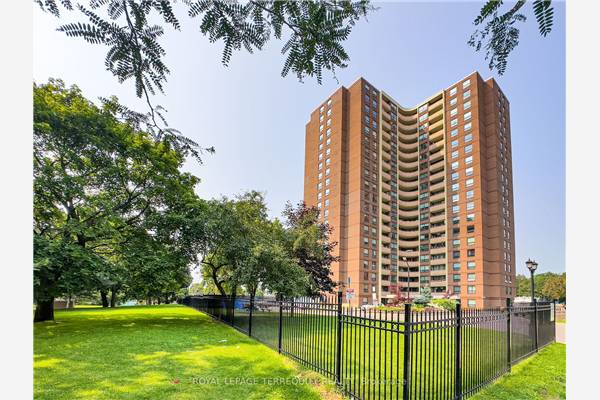 61 Richview Rd, Toronto