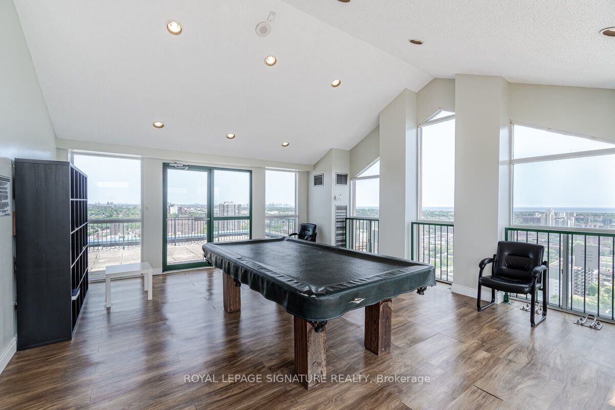 115 Hillcrest Avenue, #1702