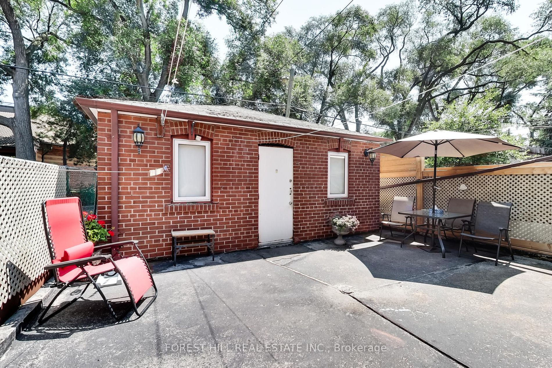 23 Lansdowne Ave