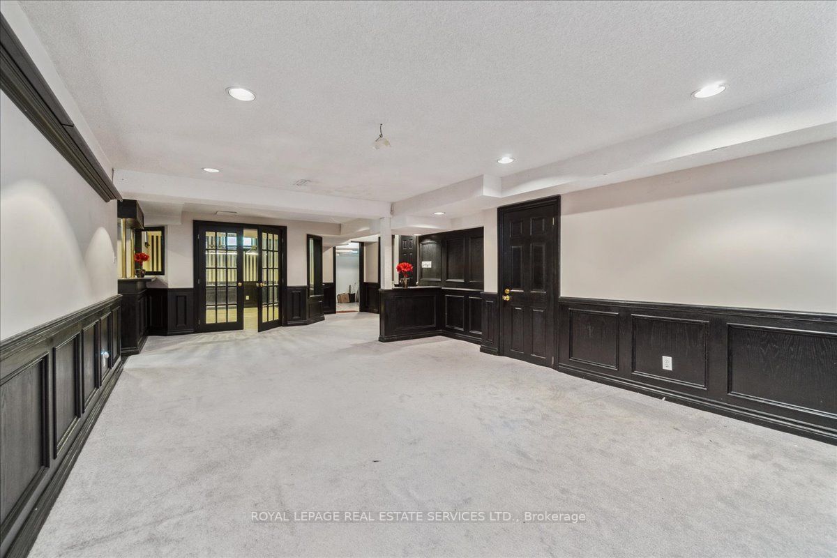 1042 Trailview Dr