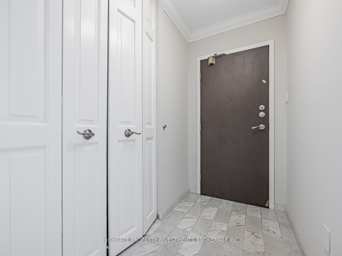 Listing W6673458 - Large Photo # 2