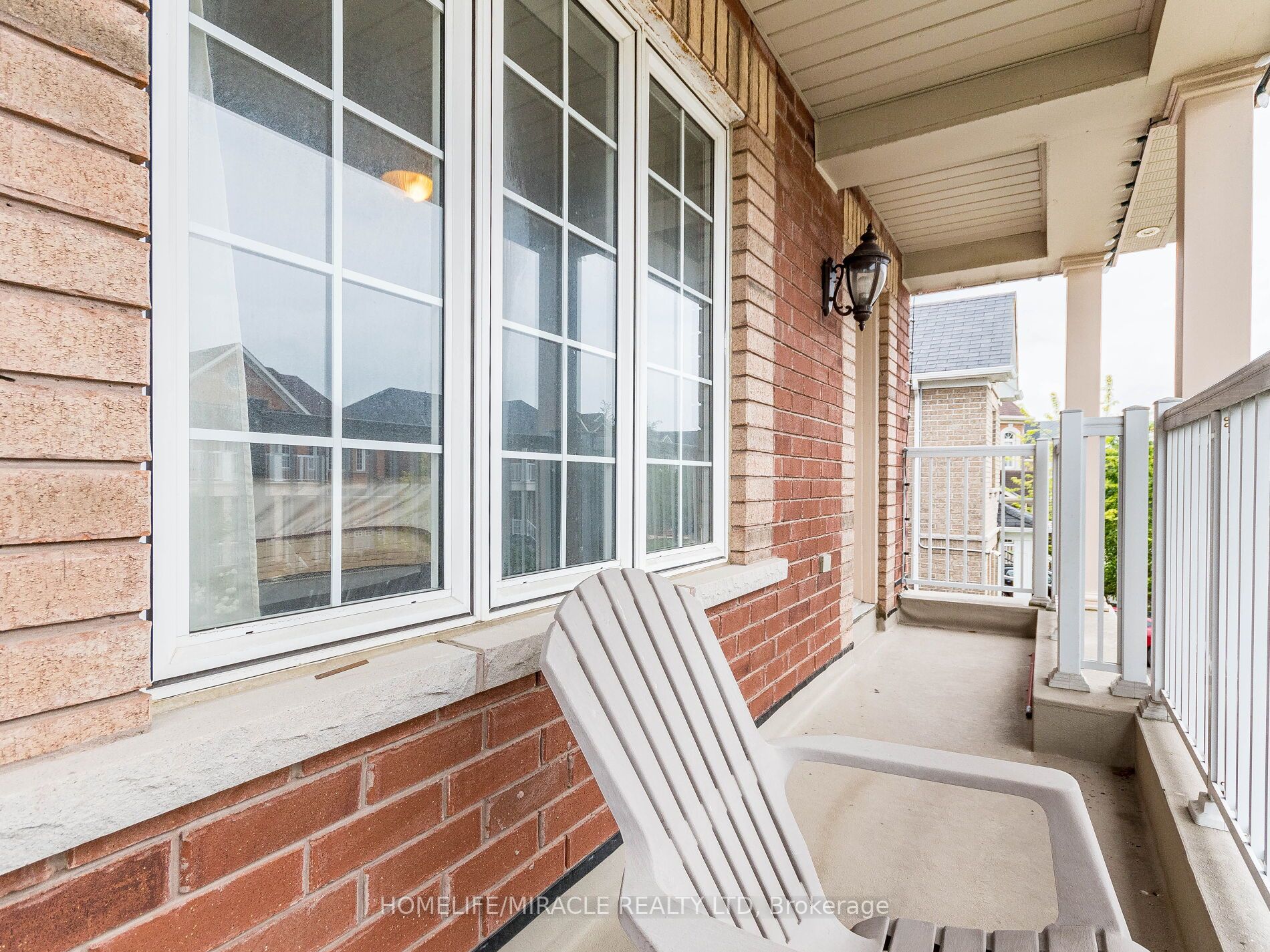 25 Maverick Cres